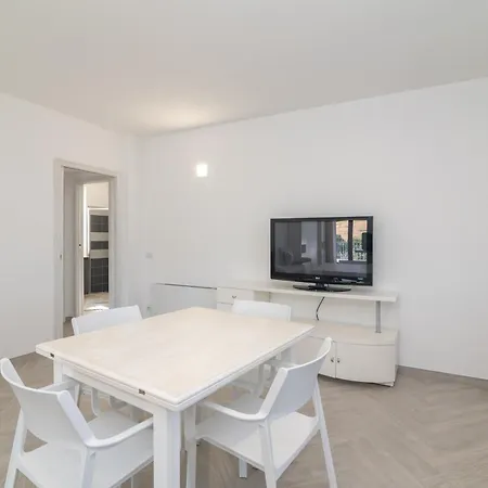 Casa Medici- 아파트 아글리엔투